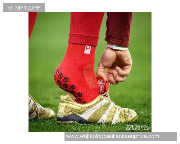 足球明星手办迷你版热销中精美细致展现球星魅力与风采